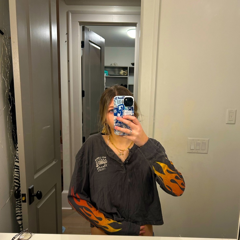 Cute long sleeve top